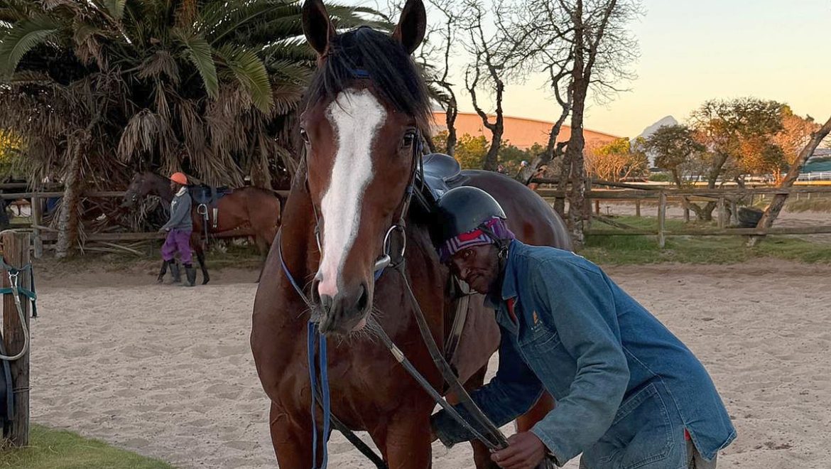 The Equator, ready for WSB Cape Met